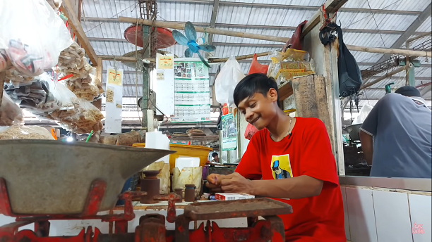 Baru Berusia 19 Tahun, Pemuda Ini Sudah Hasilkan Rp60 Juta per Bulan dari Berdagang Bumbu